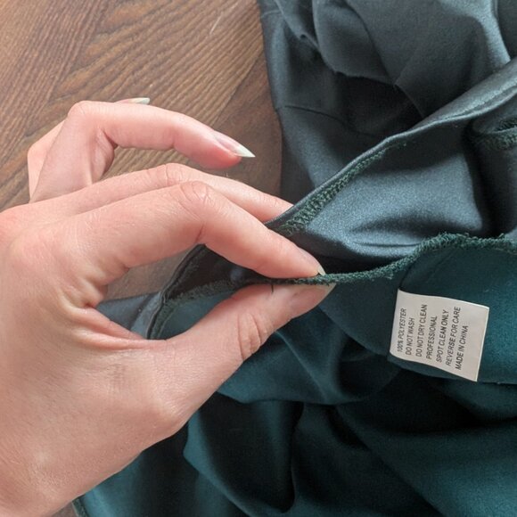 Formal Dress/Evening Gown (Blue/Green) 26" W (Professionally Cleaned) - Picture 4 of 11